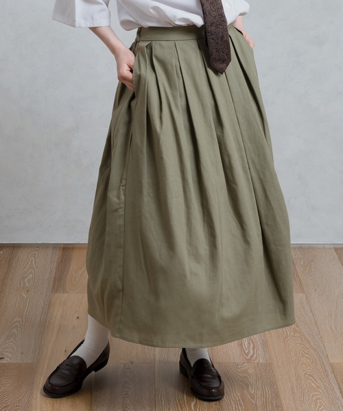 MUHET（ミュエータ）の「リネン混タックフレアスカート（スカート・レディース・ネイビー/グリーン/ライトカーキ・SMALL/MEDIUM/LARGE）」の3枚目の写真