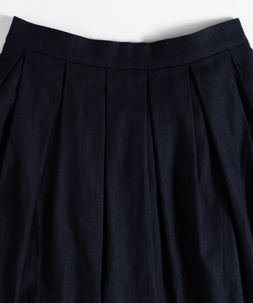 MUHET（ミュエータ）の「リネン混タックフレアスカート（スカート・レディース・ネイビー/グリーン/ライトカーキ・SMALL/MEDIUM/LARGE）」の7枚目の写真