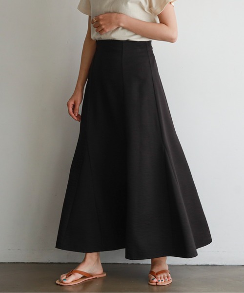 feepur（フェピュール）の「ストレッチマーメイドロングスカート（スカート・レディース・ベージュ/ブラック/パープル/アイボリー・MEDIUM）」の3枚目の写真