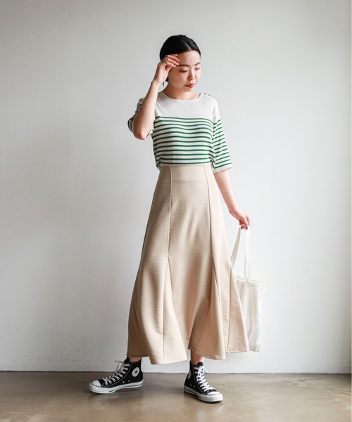feepur（フェピュール）の「ストレッチマーメイドロングスカート（スカート・レディース・ベージュ/ブラック/パープル/アイボリー・MEDIUM）」の18枚目の写真