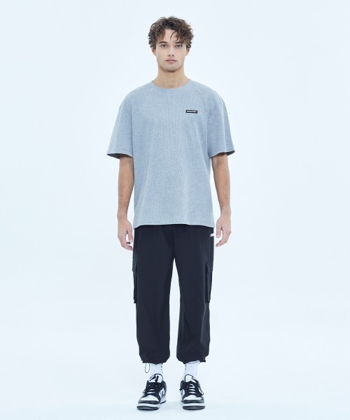 FCMM(エフシーエムエム)の「WAFFLE LOOSE FIT COZY T-SHIRT/ワッフルルーズフィットクージーTシャツ(Tシャツ/カットソー・メンズ・ブラック/グレー/ブルー系その他・MEDIUM/LARGE)」の22枚目の写真