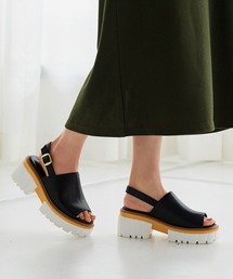 バックベルトプラットフォームサンダル