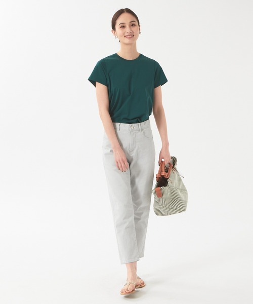 qualite（カリテ）の「コットンコンパクトカットソー（Tシャツ/カットソー・レディース・ブラック/オフホワイト/グリーン/サーモンピンク・フリー）」の7枚目の写真