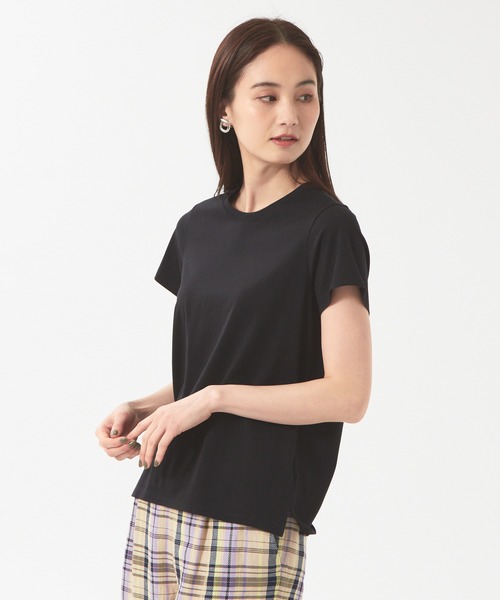 qualite（カリテ）の「コットンコンパクトカットソー（Tシャツ/カットソー・レディース・ブラック/オフホワイト/グリーン/サーモンピンク・フリー）」の11枚目の写真