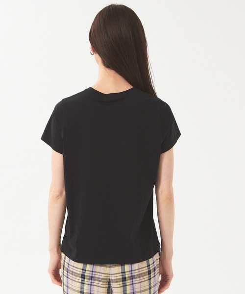 qualite（カリテ）の「コットンコンパクトカットソー（Tシャツ/カットソー・レディース・ブラック/オフホワイト/グリーン/サーモンピンク・フリー）」の13枚目の写真