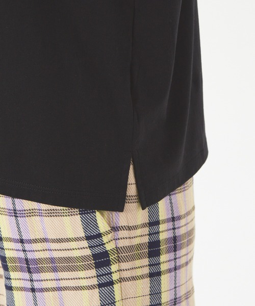 qualite（カリテ）の「コットンコンパクトカットソー（Tシャツ/カットソー・レディース・ブラック/オフホワイト/グリーン/サーモンピンク・フリー）」の16枚目の写真