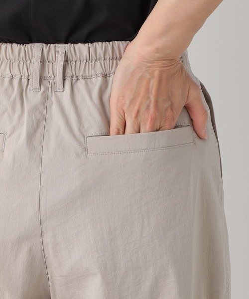 LEPSIM(レプシィム)の「ライトバギーパンツ 270020(その他パンツ・レディース・カーキ/グレイッシュベージュ・MEDIUM/LARGE)」の11枚目の写真