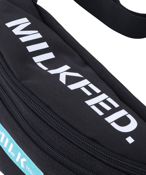 MILKFED.(ミルクフェド)の「TOP LOGO FANNY PACK LIMITED COLOR/ ウエストポーチ/ヒップバッグ(ボディバッグ/ウエストポーチ・レディース・ブラック・ONE SIZE)」の2枚目の写真
