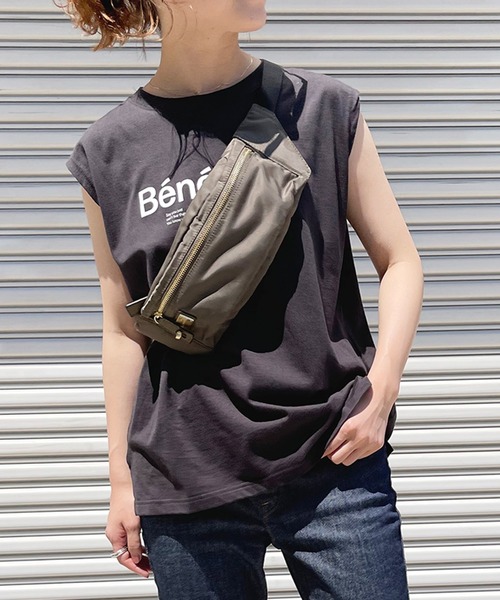 Spick & Span（スピックアンドスパン）の「ロゴフレンチT（T