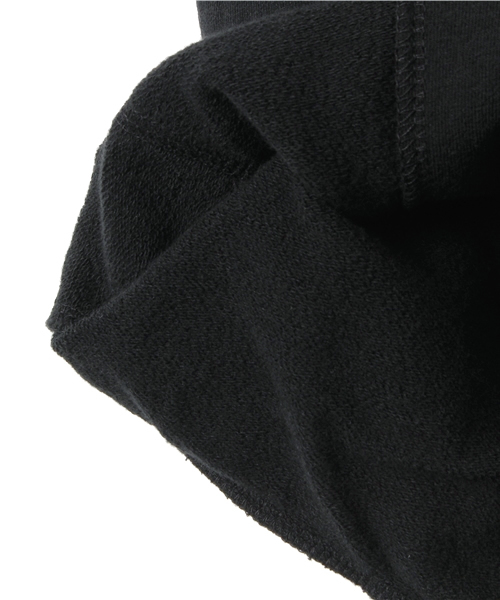 HYSTERIC MINI(ヒステリックミニ)の「Tattooing in mini parra shop フーデットベスト(スーパーストレッチ)(ベスト・キッズ・ブラック/レッド・110/100/120)」の3枚目の写真