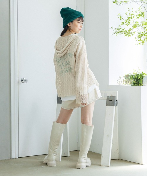 repipi armario(レピピ アルマリオ)の「バックロゴBIGロンT(Tシャツ/カットソー・キッズ・ホワイト/サックスブルー/グリーン/スミクロ・MEDIUM/LARGE)」の8枚目の写真