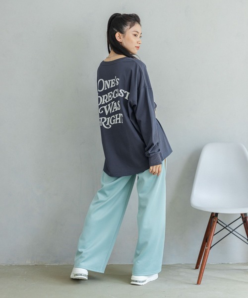 repipi armario(レピピ アルマリオ)の「バックロゴBIGロンT(Tシャツ/カットソー・キッズ・ホワイト/サックスブルー/グリーン/スミクロ・MEDIUM/LARGE)」の16枚目の写真