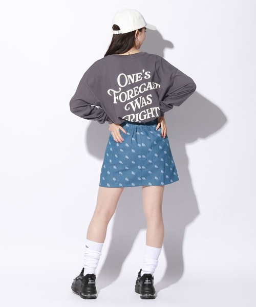 repipi armario(レピピ アルマリオ)の「バックロゴBIGロンT(Tシャツ/カットソー・キッズ・ホワイト/サックスブルー/グリーン/スミクロ・MEDIUM/LARGE)」の20枚目の写真