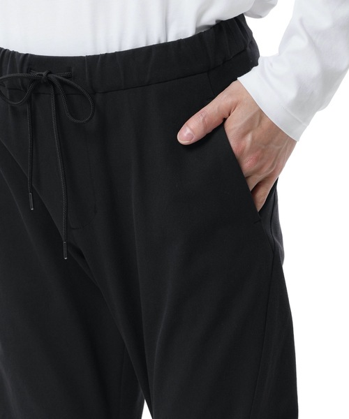 ATTACHMENT(アタッチメント)の「コットン・レーヨン ストレッチツイルパンツ / CO / RY STRETCH TWILL THREE DIMENSIONAL PANTS(その他パンツ・メンズ・ライトグレー/ブラック・1/2/3)」の8枚目の写真