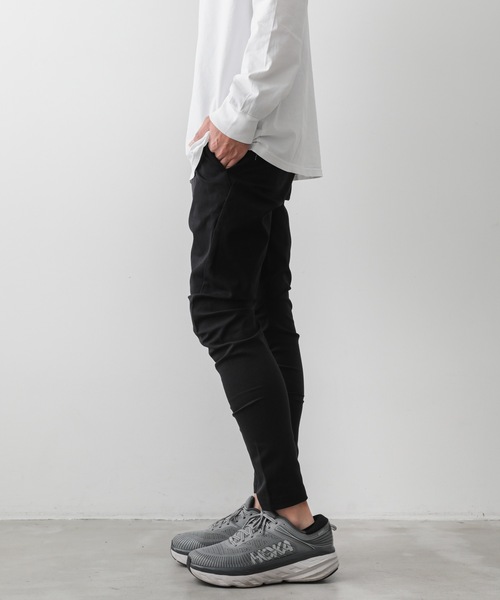 ATTACHMENT(アタッチメント)の「コットン・レーヨン ストレッチツイルパンツ / CO / RY STRETCH TWILL THREE DIMENSIONAL PANTS(その他パンツ・メンズ・ライトグレー/ブラック・1/2/3)」の16枚目の写真