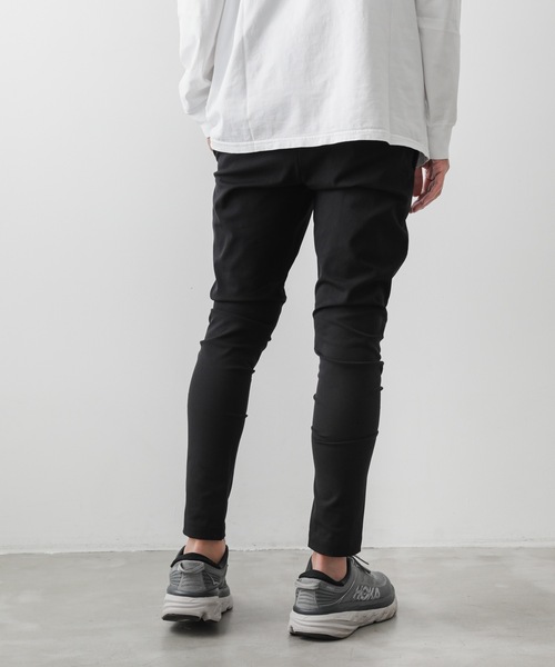 ATTACHMENT(アタッチメント)の「コットン・レーヨン ストレッチツイルパンツ / CO / RY STRETCH TWILL THREE DIMENSIONAL PANTS(その他パンツ・メンズ・ライトグレー/ブラック・1/2/3)」の17枚目の写真