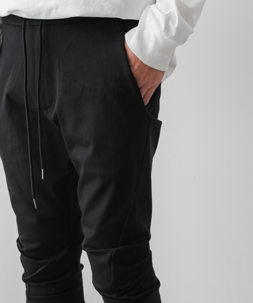 ATTACHMENT(アタッチメント)の「コットン・レーヨン ストレッチツイルパンツ / CO / RY STRETCH TWILL THREE DIMENSIONAL PANTS(その他パンツ・メンズ・ライトグレー/ブラック・1/2/3)」の19枚目の写真