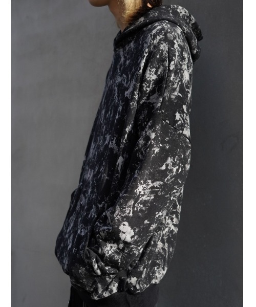 KMRii（ケムリ）の「KMRii/ケムリ/Flake Dischaged Pullover（パーカー・メンズ・ブラック・1/2）」の9枚目の写真