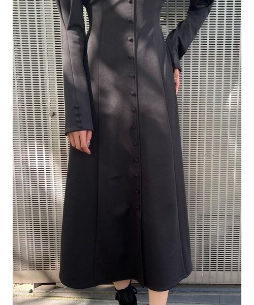 EATME(イートミー)の「ジュリエットスリーブワンピース(ワンピース・レディース・ブラック/ベージュ・SMALL/MEDIUM)」の4枚目の写真