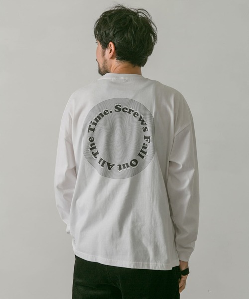 URBAN RESEARCH DOORS（アーバンリサーチドアーズ）の「サークルラバープリントロングスリーブTシャツ（Tシャツ/カットソー・メンズ・ホワイト/ブラック・MEDIUM/LARGE）」の13枚目の写真