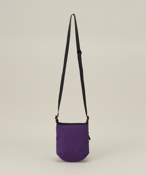 NOMA t.d.(ノーマティーディー)の「【NOMA T.D. / ノ-マ・ティー・ディー】FRINGE DOUBLE POUCH(ショルダーバッグ・メンズ・ブラック/パープル・FREE)」の3枚目の写真