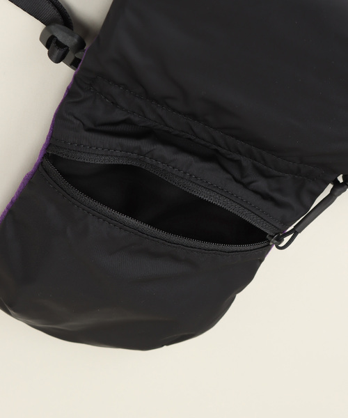 NOMA t.d.(ノーマティーディー)の「【NOMA T.D. / ノ-マ・ティー・ディー】FRINGE DOUBLE POUCH(ショルダーバッグ・メンズ・ブラック/パープル・FREE)」の14枚目の写真