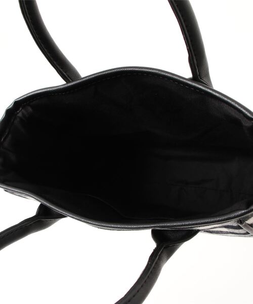 Samansa Mos2（サマンサ モスモス）の「ギンガムチェックショルダーバッグ（ショルダーバッグ・レディース・ブラック/ベージュ・ﾌﾘ-）」の9枚目の写真