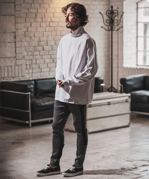 FACTOTUM（ファクトタム）の「mlt3976- Loose Neck Long-sleeve T-Shirt カットソー（Tシャツ/カットソー・メンズ・ホワイト/チャコール/ブラック・44/48/46）」の21枚目の写真