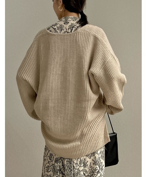 Re:EDIT（リエディ）の「畦編み深Vネックニットトップス（ニット/セーター・レディース・グレー/グリーン/パープル/モカ/アイボリー/ベージュ/ブラック・MEDIUM/LARGE）」の9枚目の写真