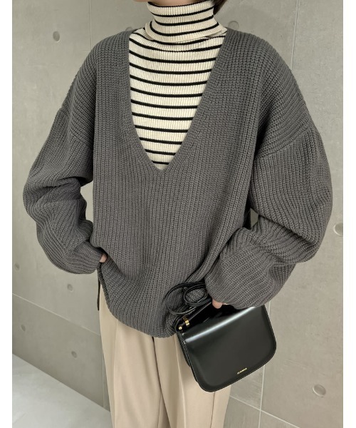 Re:EDIT（リエディ）の「畦編み深Vネックニットトップス（ニット/セーター・レディース・グレー/グリーン/パープル/モカ/アイボリー/ベージュ/ブラック・MEDIUM/LARGE）」の14枚目の写真