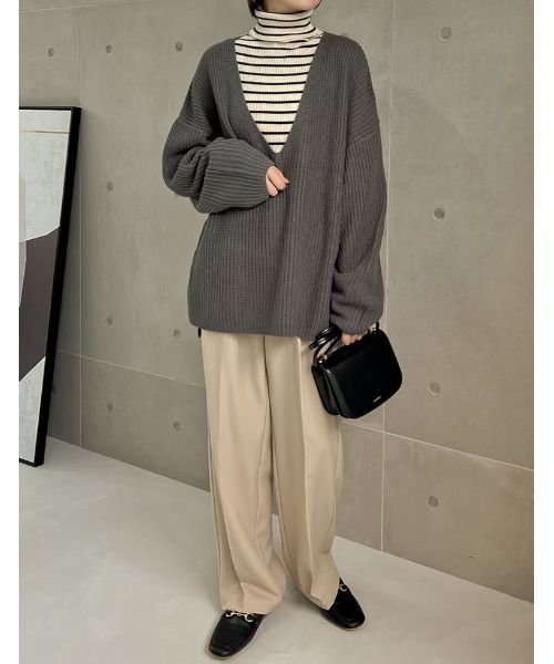 Re:EDIT（リエディ）の「畦編み深Vネックニットトップス（ニット/セーター・レディース・グレー/グリーン/パープル/モカ/アイボリー/ベージュ/ブラック・MEDIUM/LARGE）」の15枚目の写真