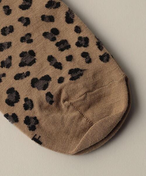 BLEU FORET(ブルーフォレ)の「<BLEU FORET> LEOPARD SK(ソックス/靴下・レディース・ベージュ/グレー・36/38)」の5枚目の写真
