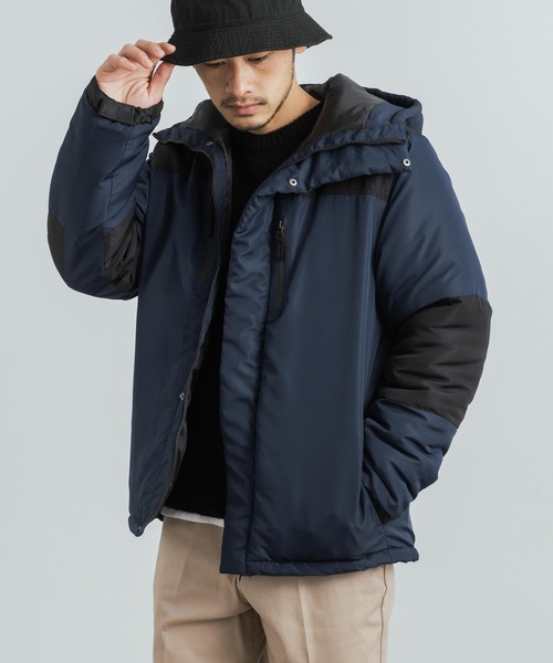 Rocky Monroe(ロッキーモンロー)の「オーバーサイズ 配色切り替え中綿ジャケット ビッグシルエット(ブルゾン・メンズ・ベージュ/ネイビー/ブラック/レッド・M/L/XL)」の4枚目の写真