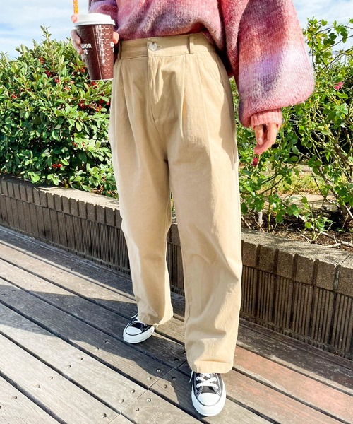 Birthday room（バースデイルーム）の「シンプルタックチノパンツ（チノパンツ・レディース・ベージュ/ブラック・FREE）」の11枚目の写真