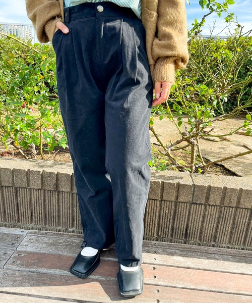 Birthday room（バースデイルーム）の「シンプルタックチノパンツ（チノパンツ・レディース・ベージュ/ブラック・FREE）」の14枚目の写真