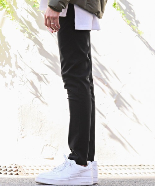 LUXSTYLE（ラグスタイル）の「スキニーデニムパンツ（デニムパンツ・メンズ・ブラック/ベージュ・L/M/XL）」の4枚目の写真