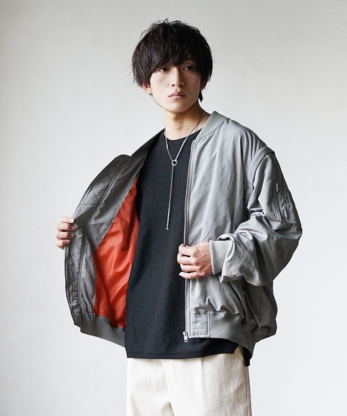 MinoriTY（マイノリティ）の「2wayドロップショルダーMA-1／ベスト （MA-1・メンズ・オフホワイト/グレー/ブラック・M/L）」の3枚目の写真