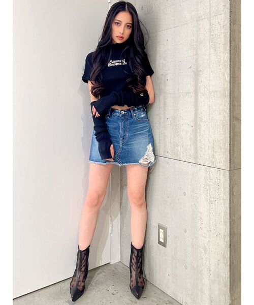 GYDA（ジェイダ）の「BROKENデニムスカートライクショートパンツ（デニムスカート・レディース・ブルー/ライトブルー・SMALL/MEDIUM）」の4枚目の写真