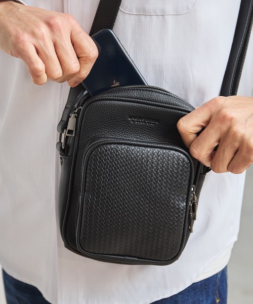 UNION STATION（ユニオンステーション）の「シンセティックレザー型押しミニショルダーバッグ（ショルダーバッグ・メンズ・ブラック系その他/ブラック・FREE）」の7枚目の写真