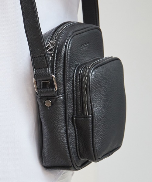 UNION STATION（ユニオンステーション）の「シンセティックレザー型押しミニショルダーバッグ（ショルダーバッグ・メンズ・ブラック系その他/ブラック・FREE）」の13枚目の写真