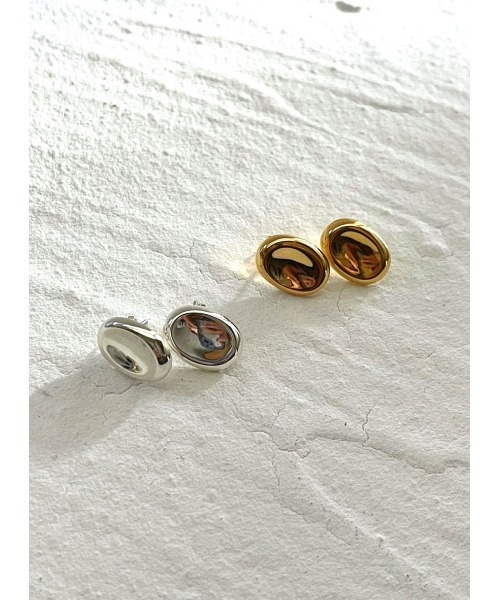 mou(モウ)の「S925 Concave round pierce(ピアス(両耳用)・レディース・ゴールド/シルバー・FREE)」の4枚目の写真