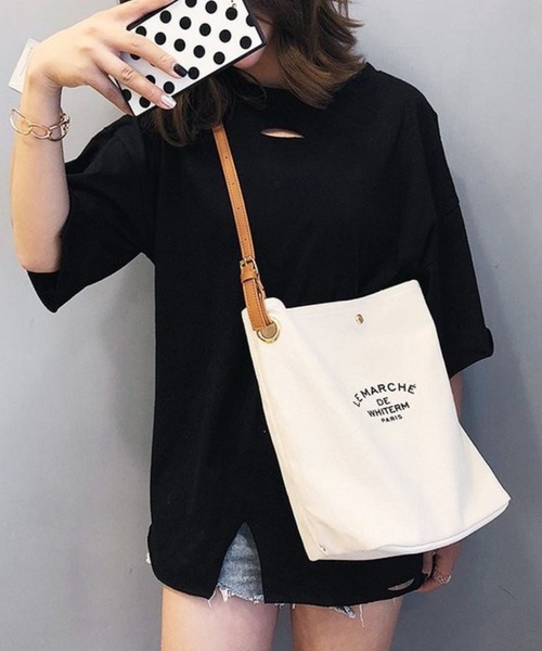 florist（フローリスト）の「【2WAY/A4収納可】【ポーチ付き】配色レザーキャンバスカジュアルトートバッグ/ショルダーバッグ（トートバッグ・レディース・ホワイト×ブラック/ホワイト×ブラウン・FREE）」の2枚目の写真