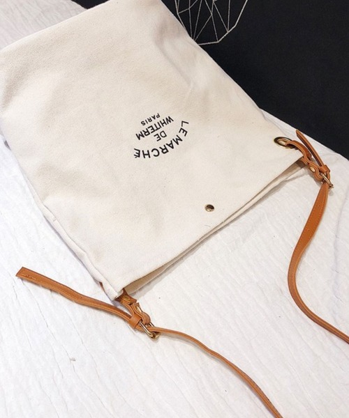 florist（フローリスト）の「【2WAY/A4収納可】【ポーチ付き】配色レザーキャンバスカジュアルトートバッグ/ショルダーバッグ（トートバッグ・レディース・ホワイト×ブラック/ホワイト×ブラウン・FREE）」の14枚目の写真