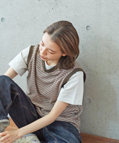 PAR ICI（パーリッシィ）の「タック柄マルチボーダー ノースリーブカットソー（Tシャツ/カットソー・レディース・ブラウン/ネイビー・FREE）」の3枚目の写真