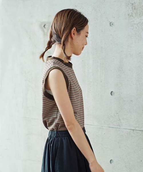 PAR ICI（パーリッシィ）の「タック柄マルチボーダー ノースリーブカットソー（Tシャツ/カットソー・レディース・ブラウン/ネイビー・FREE）」の7枚目の写真