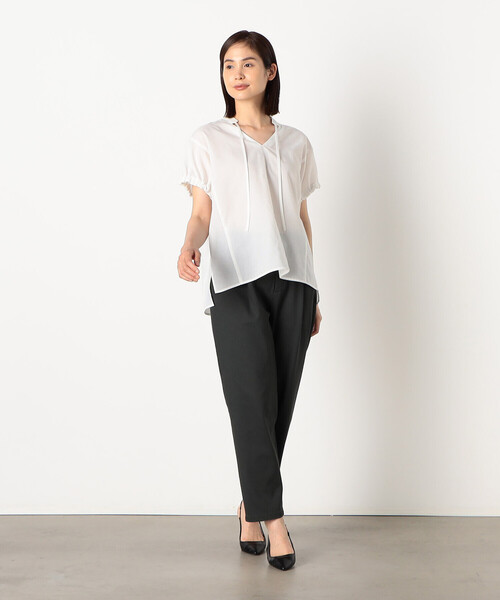 COMME CA ISM(コムサイズム)の「オーバーブラウス(シャツ/ブラウス・レディース・カーキ/アイボリー・MEDIUM/LARGE)」の3枚目の写真