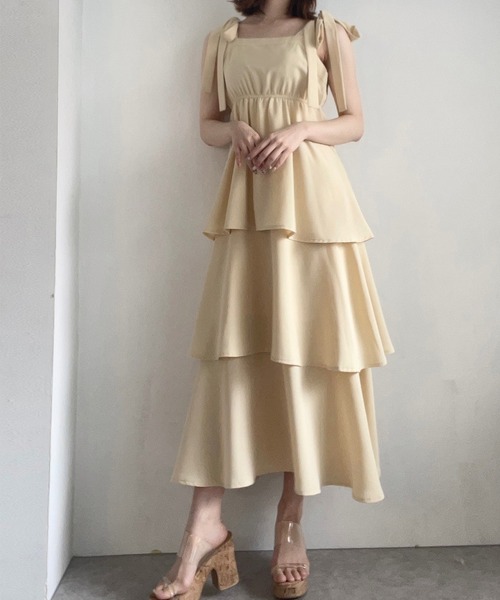 JUNOAH（ジュノア）の「リボンキャミソールワンピース（ワンピース・レディース・イエロー/ホワイト/ブラック/ブラウン/ピンクベージュ・MEDIUM/LARGE/X-LARGE/SMALL）」の14枚目の写真