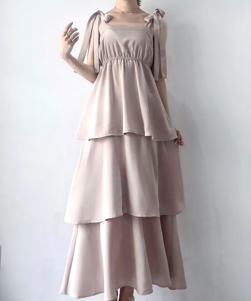 JUNOAH（ジュノア）の「リボンキャミソールワンピース（ワンピース・レディース・イエロー/ホワイト/ブラック/ブラウン/ピンクベージュ・MEDIUM/LARGE/X-LARGE/SMALL）」の21枚目の写真