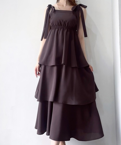 JUNOAH（ジュノア）の「リボンキャミソールワンピース（ワンピース・レディース・イエロー/ホワイト/ブラック/ブラウン/ピンクベージュ・MEDIUM/LARGE/X-LARGE/SMALL）」の6枚目の写真