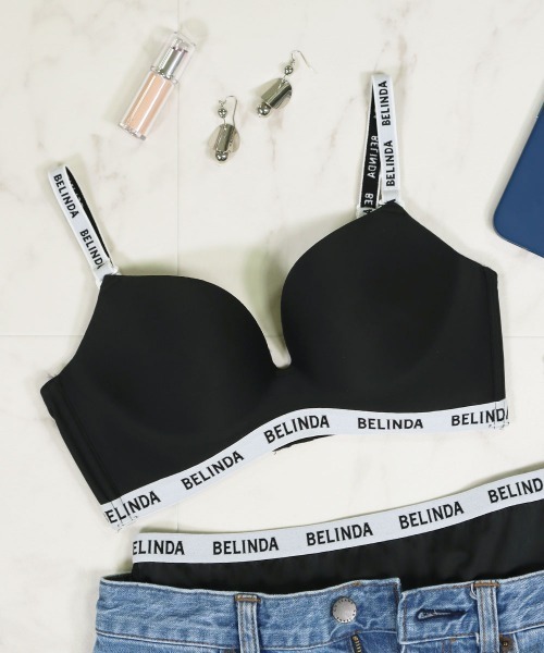 ロゴをチラ見せでY2K感たっぷりの着こなしが可愛い！】BELINDA 超盛